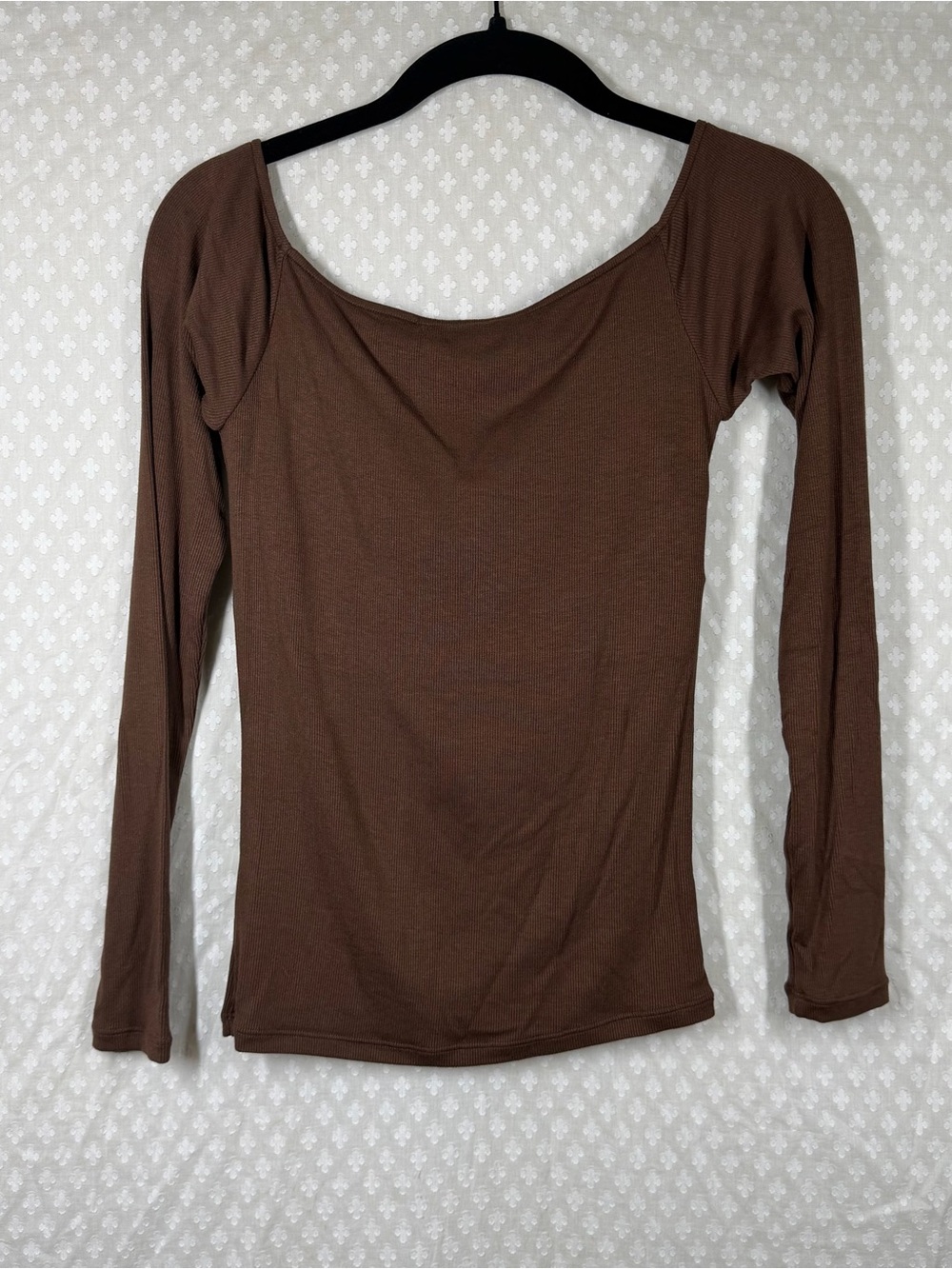 Klassy Network Brown Micro Rib Off The Shoulder Long Sleeve Top - Picture 7 of 7